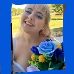 Meet your Posher, Angela